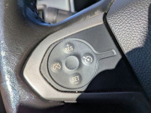 Used 2017 Chevrolet Colorado Z71 image 15