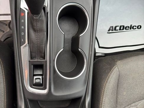 Used 2020 Chevrolet Equinox LT image 13