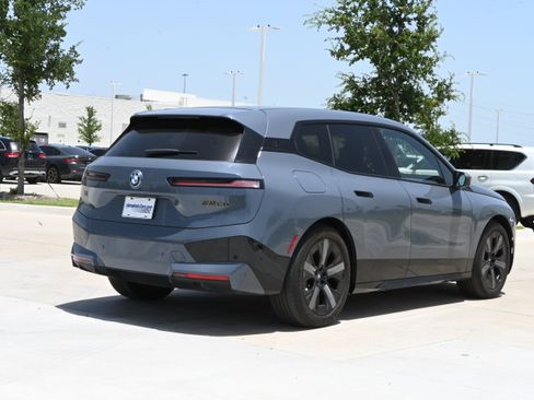Used 2023 BMW iX M60 w/ Executive Package AWD/4WD image 9