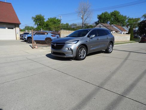 Used 2023 Buick Enclave Avenir w/ Trailering Package, 5000 lbs. AWD/4WD image 5
