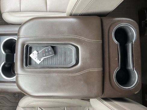 Used 2021 GMC Yukon SLT w/ SLT Premium Package image 30