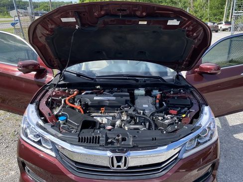 Used 2017 Honda Accord EX-L image 19