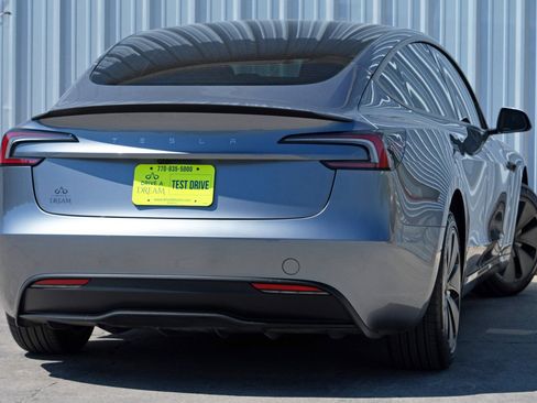 Used 2025 Tesla Model 3 Long Range image 5