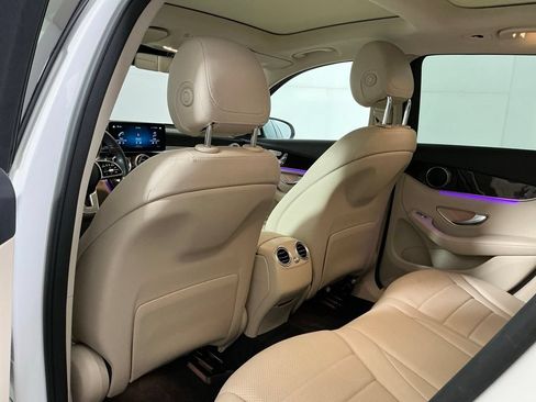 Used 2022 Mercedes-Benz GLC 300 image 24