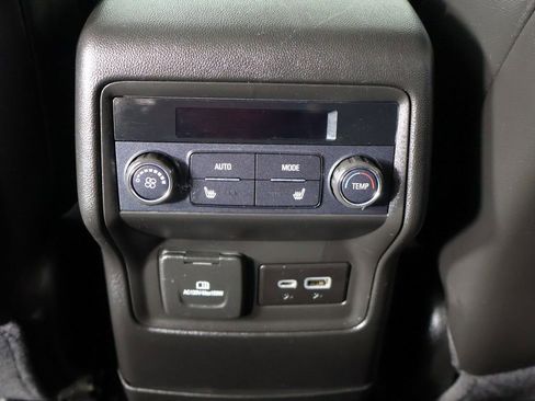 Used 2021 GMC Acadia Denali w/ Denali Technology Package FWD image 60