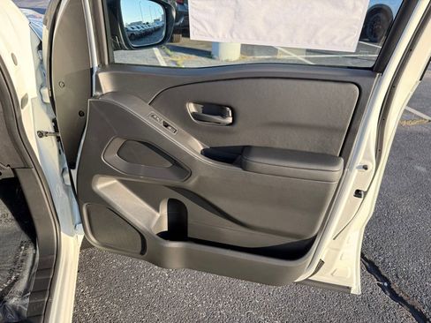 New 2026 Nissan Frontier SV w/ SV Convenience Package image 17