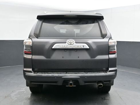 Used 2019 Toyota 4Runner Limited image 8