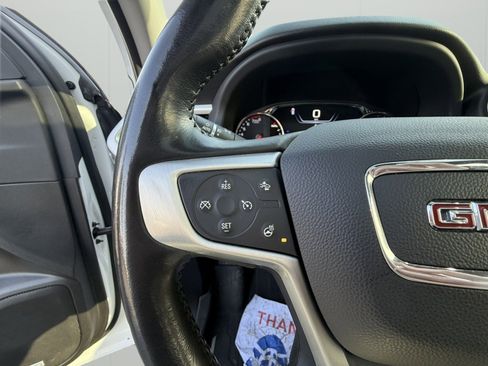 Used 2022 GMC Acadia SLT w/ Elevation Edition image 25