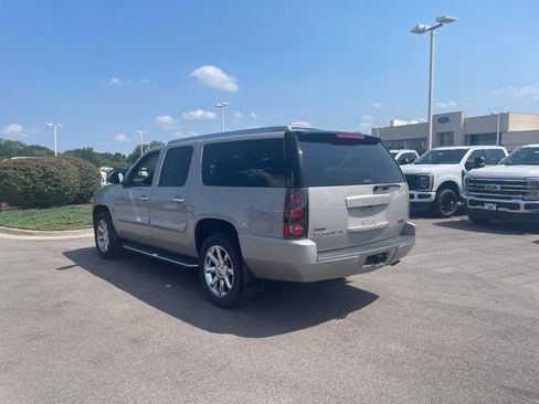 Used 2007 GMC Yukon XL Denali AWD/4WD image 5