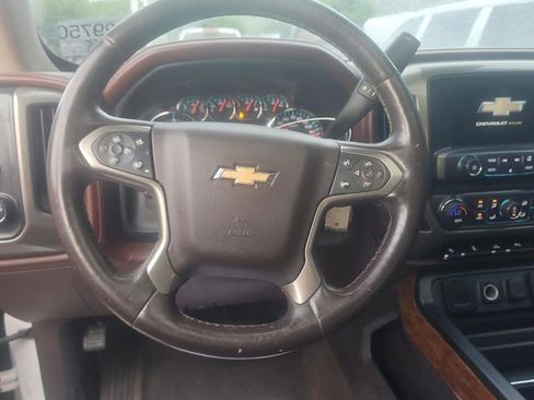 Used 2017 Chevrolet Silverado 1500 High Country AWD/4WD image 9
