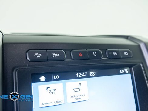 Used 2018 Ford Expedition Platinum AWD/4WD image 24