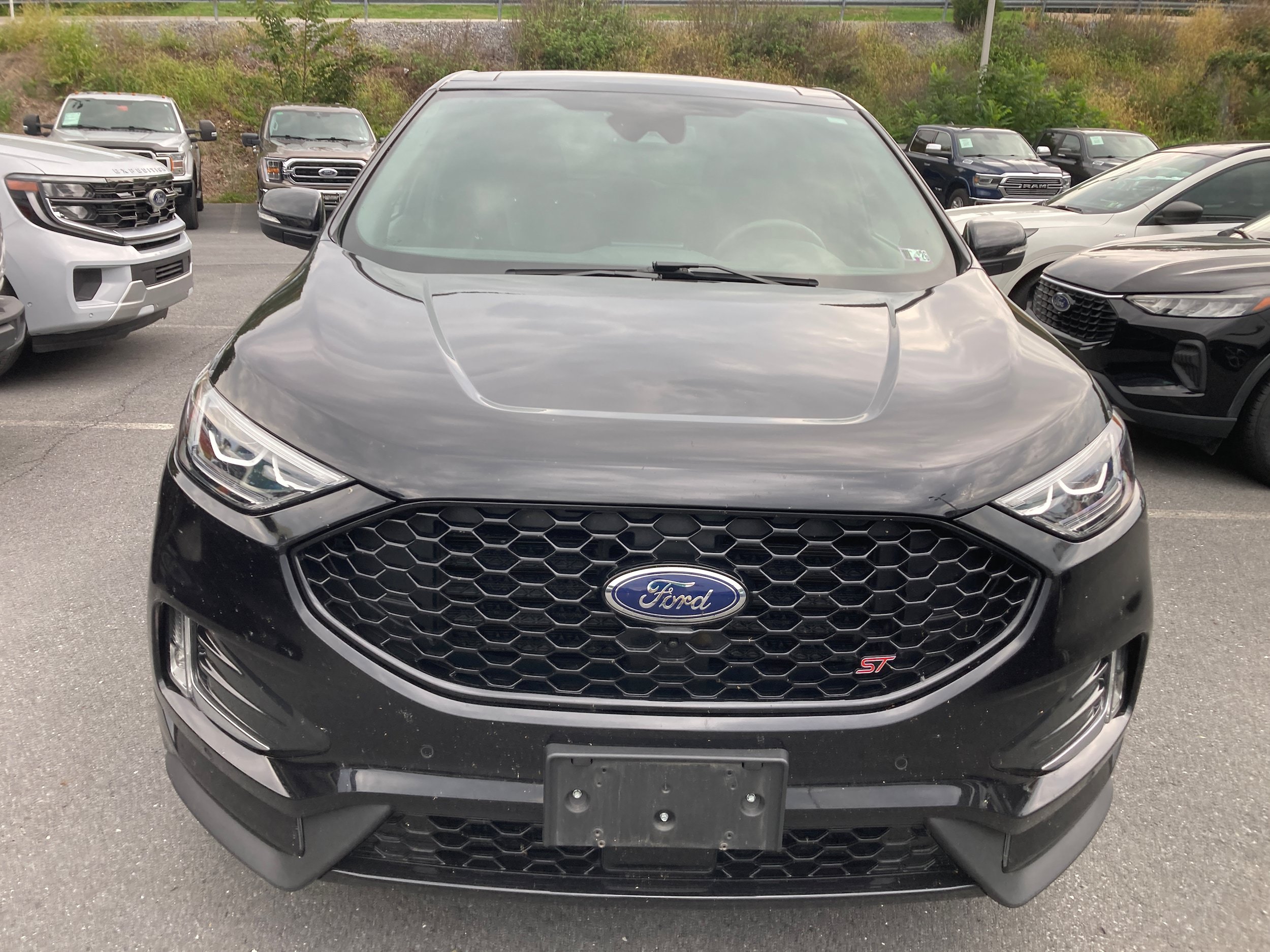 Certified 2024 Ford Edge ST w/ Equipment Group 401A AWD/4WD image 3