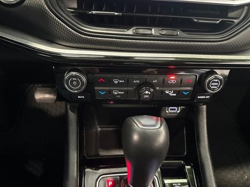 Used 2022 Jeep Compass Trailhawk w/ Trailhawk Elite Group image 23