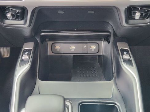 Used 2023 Kia Sorento EX FWD image 13