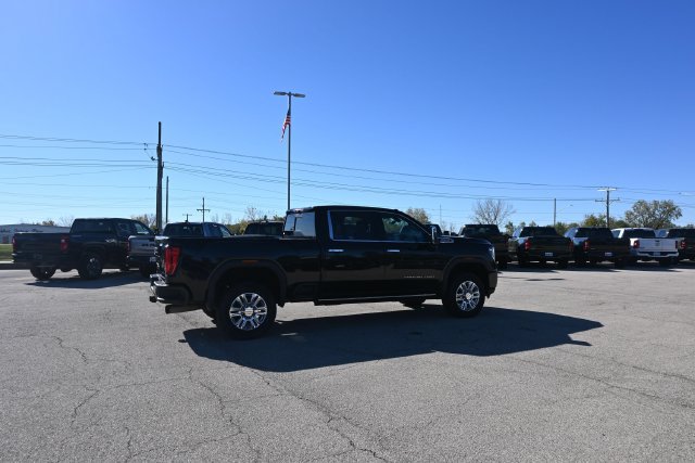 Used 2023 GMC Sierra 2500 Denali w/ Denali Ultimate Package AWD/4WD image 6