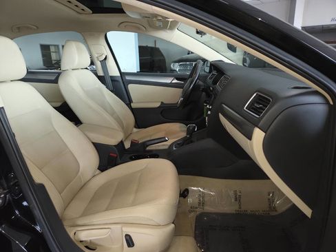 Used 2014 Volkswagen Jetta TDI FWD image 31