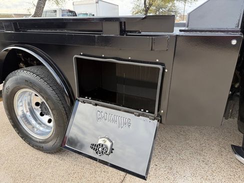 Used 2024 RAM 3500 Limited image 13