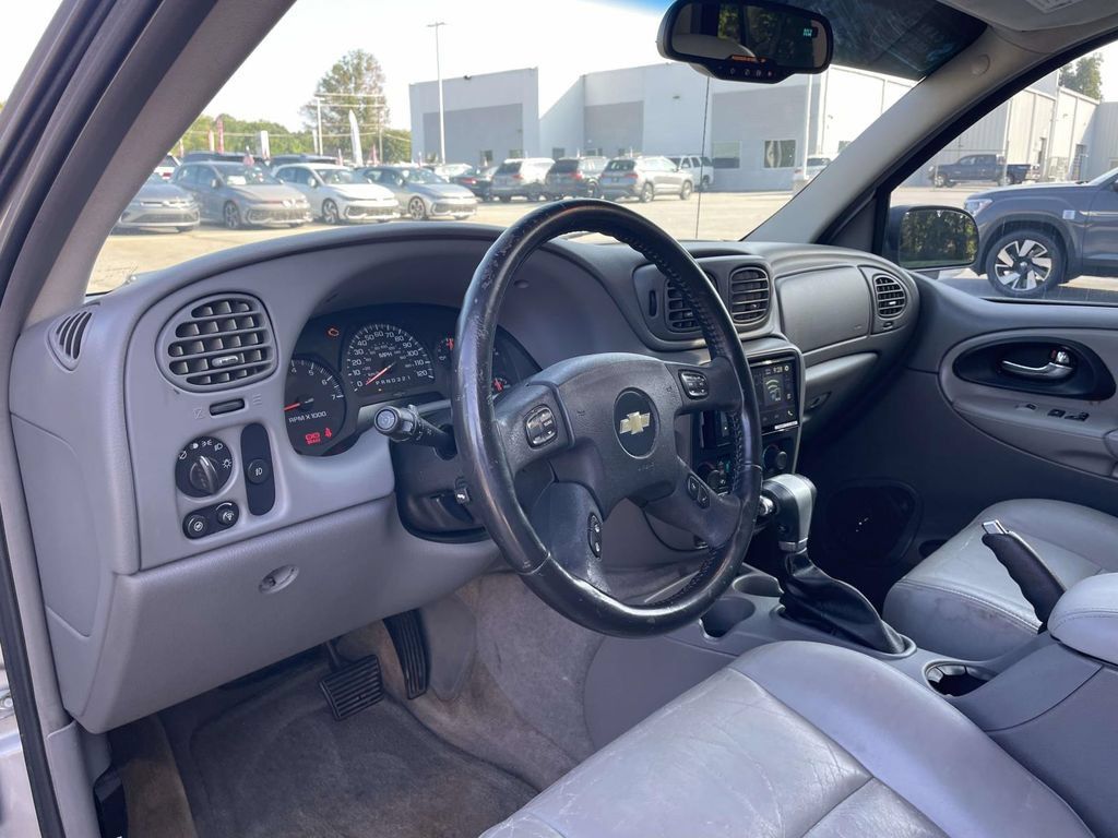 Used 2007 Chevrolet TrailBlazer LT RWD image 25