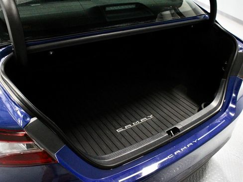 Used 2023 Toyota Camry LE w/ Convenience Package FWD image 12