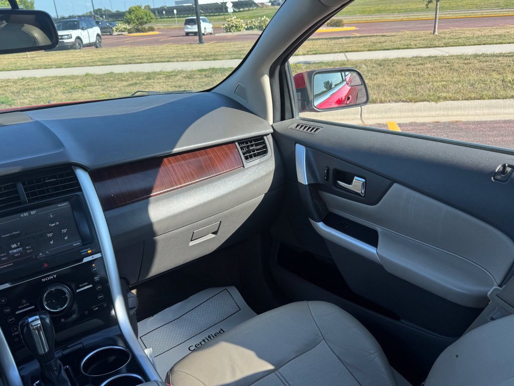 Used 2012 Ford Edge Limited AWD/4WD image 17