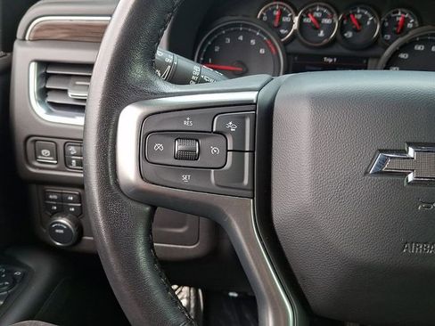 Used 2021 Chevrolet Suburban Z71 image 22