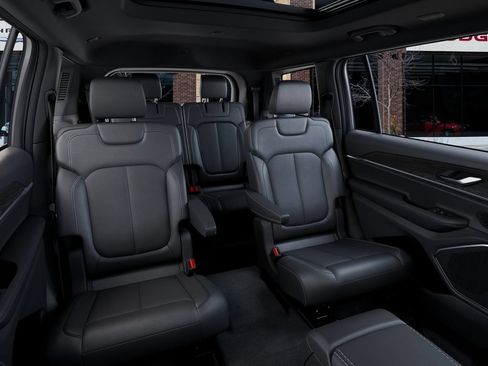 New 2026 Jeep Grand Cherokee L Limited AWD/4WD image 15