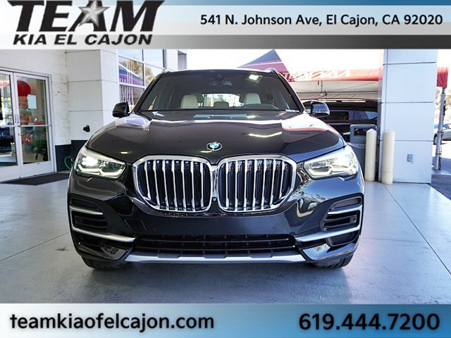Used 2022 BMW X5 sDrive40i w/ Premium Package RWD image 4
