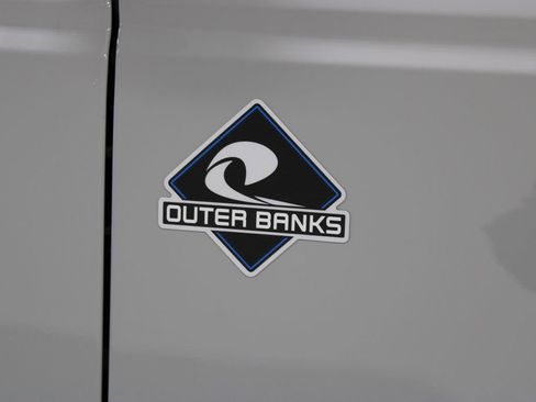 New 2026 Ford Bronco Outer Banks image 13