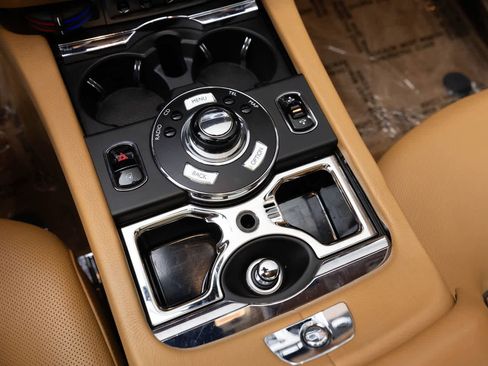 Used 2013 Rolls-Royce Ghost RWD image 29