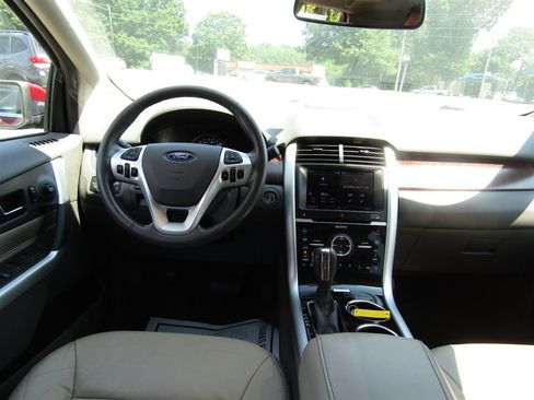 Used 2013 Ford Edge Limited AWD/4WD image 25