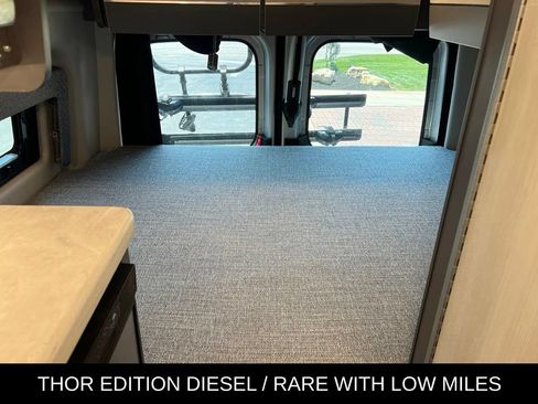 Used 2022 Mercedes-Benz Sprinter 2500 image 17