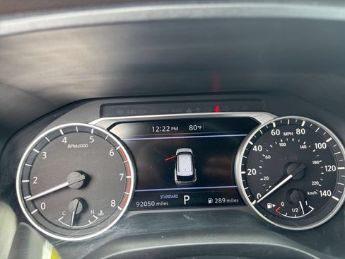 Used 2022 Nissan Rogue SV FWD image 40