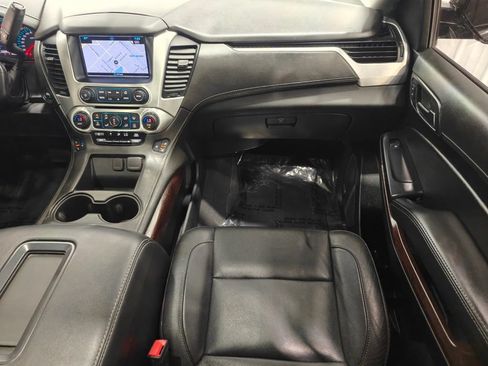 Used 2020 GMC Yukon SLT w/ Premium Edition AWD/4WD image 31