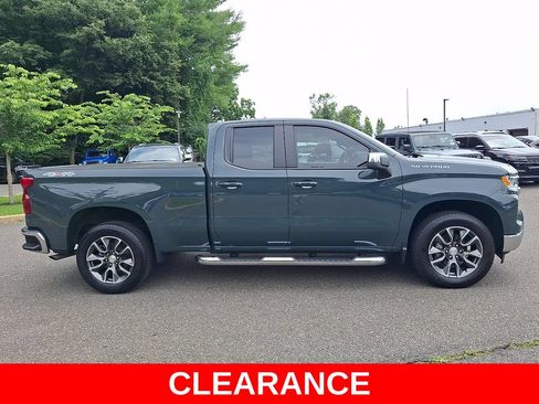 Used 2025 Chevrolet Silverado 1500 LT w/ Protection Package AWD/4WD image 7