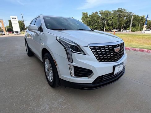 Used 2024 Cadillac XT5 Luxury FWD image 7