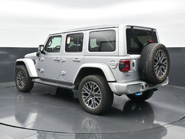 Used 2024 Jeep Wrangler High Altitude AWD/4WD image 8