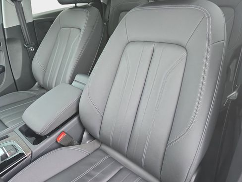 Certified 2025 Audi Q5 2.0T Premium w/ Convenience Plus Package AWD/4WD image 23