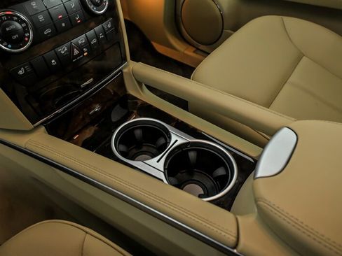 Used 2012 Mercedes-Benz GL 450 4MATIC image 35