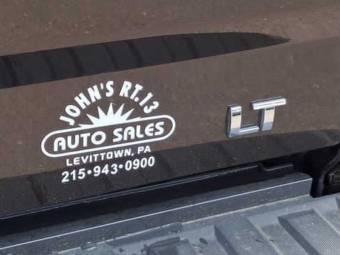 Used 2018 Chevrolet Silverado 1500 LT AWD/4WD image 30