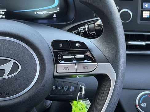 New 2026 Hyundai Elantra SE image 14