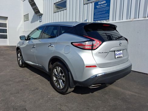 Used 2016 Nissan Murano S image 3