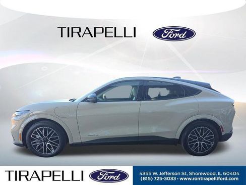 Certified 2025 Ford Mustang Mach-E Premium image 4