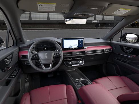 New 2026 Lincoln Corsair Reserve image 9