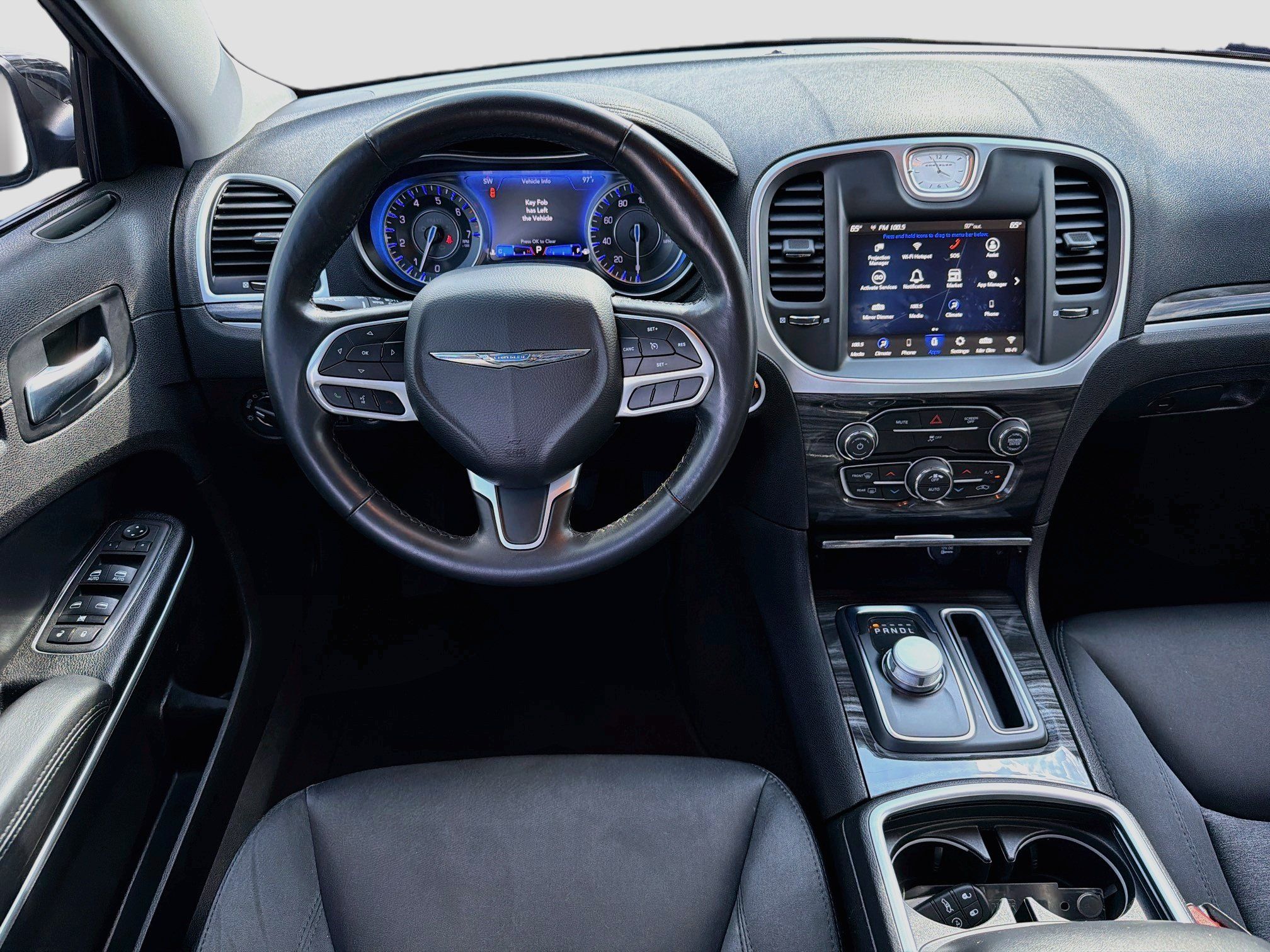 Used 2022 Chrysler 300 Touring w/ Sport Appearance Package RWD image 20