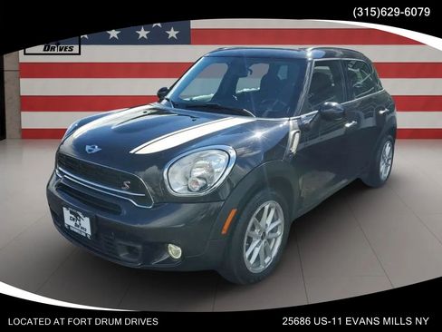 Used 2016 MINI Cooper Countryman S FWD image 1