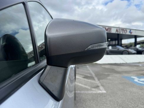 Used 2021 Subaru Crosstrek 2.5i Sport w/ Moonroof Package image 14