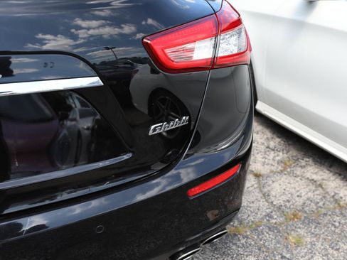 Used 2017 Maserati Ghibli S Q4 AWD/4WD image 8