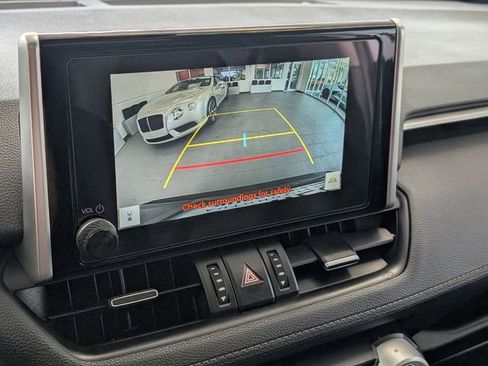 Used 2024 Toyota RAV4 XLE Premium FWD image 17