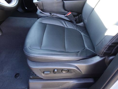 Used 2024 GMC Sierra 1500 Elevation image 13