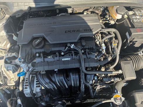 Used 2025 Kia K4 LXS image 27